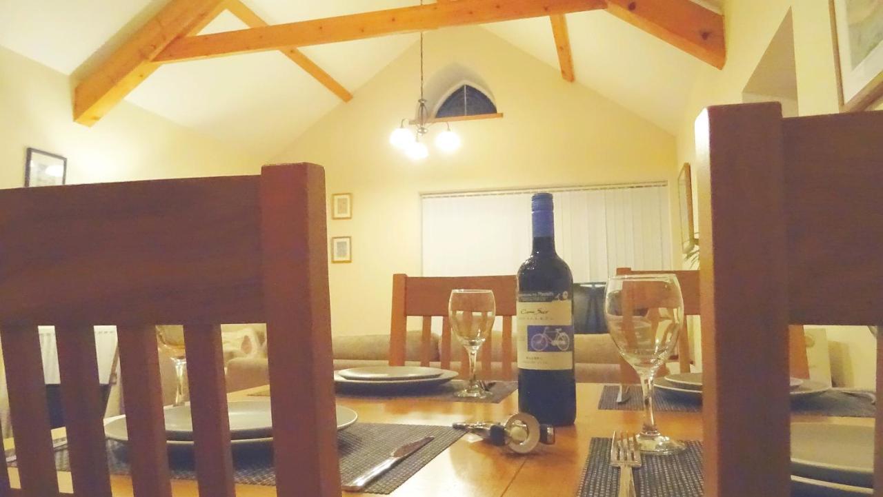 Wild Coastal Retreat At Troed Y Rhiw Aberporth, West Wales Villa Buitenkant foto