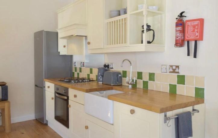Wild Coastal Retreat At Troed Y Rhiw Aberporth, West Wales Villa Buitenkant foto