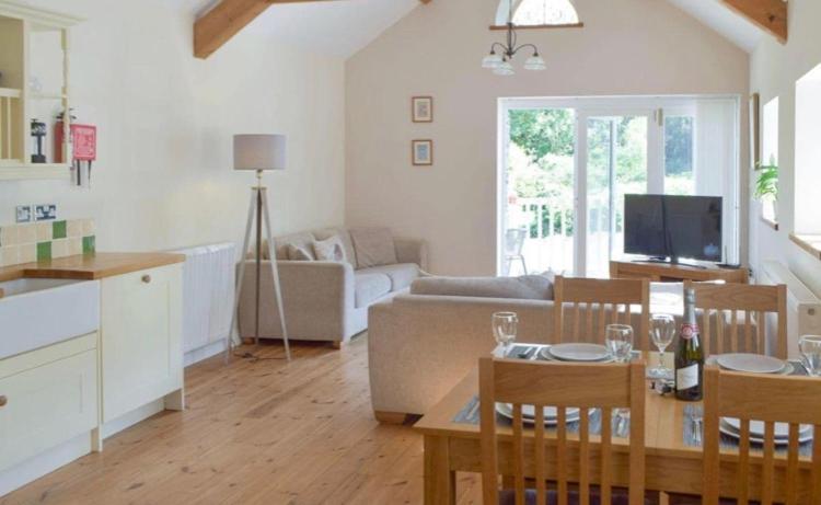 Wild Coastal Retreat At Troed Y Rhiw Aberporth, West Wales Villa Buitenkant foto